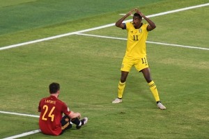 Dalszy ciąg problemów ze zdrowiem Alexandra Isaka. „Nie da rady zagrać dwóch pełnych meczów”