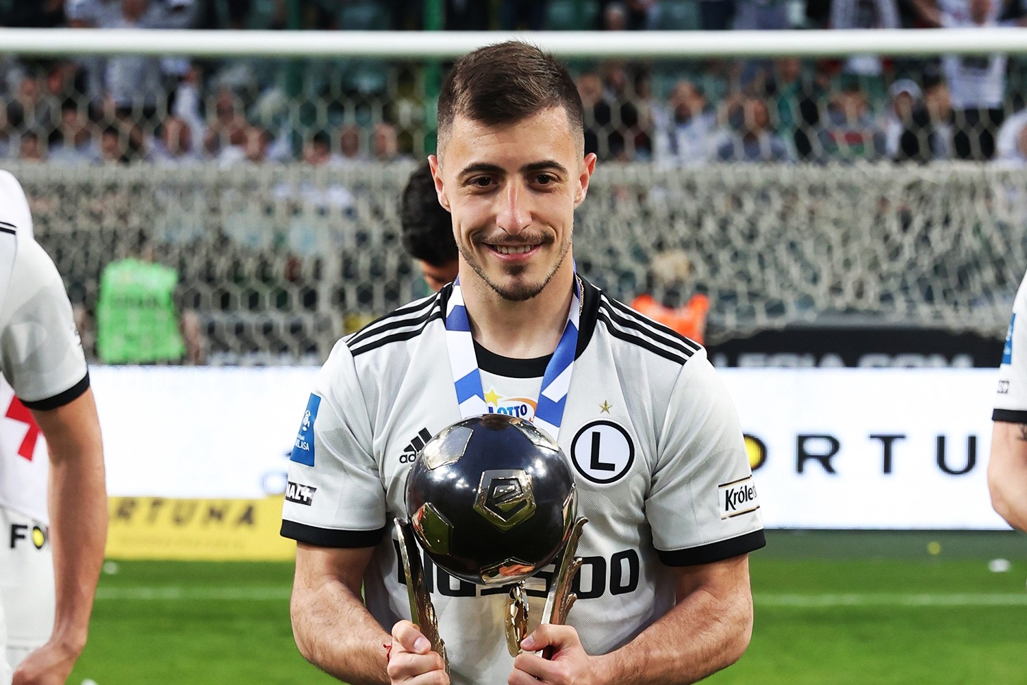 Legia Warszawa: Wraca temat transferu Josipa Juranovicia