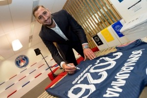 Gianluigi Donnarumma konkretnym celem dla 20-krotnych mistrzów Anglii. Pierwsze rozmowy