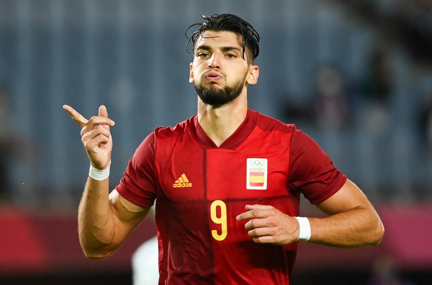 OFICJALNIE: Rafa Mir odszedł z Wolverhampton Wanderers. Nowy klub napastnika