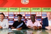 OFICJALNIE: Nie będzie hitowego transferu. Noni Madueke przedłużył kontrakt z PSV Eindhoven