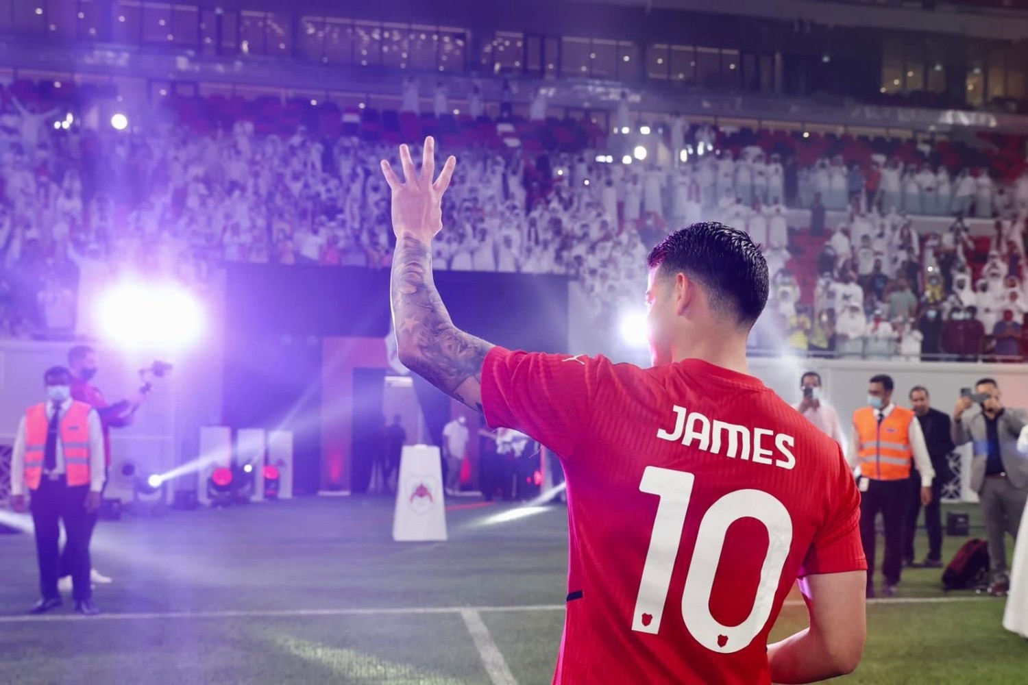 James Rodríguez returns to Europe.  All established!