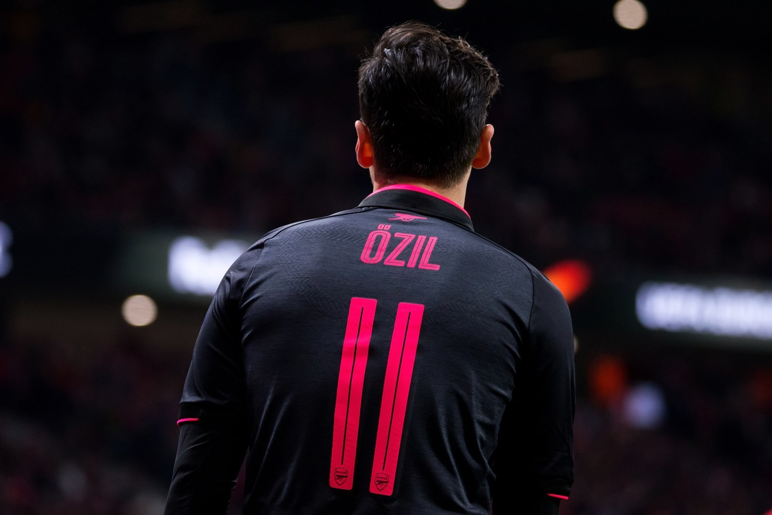 Mesut Özil finalizuje wolny transfer