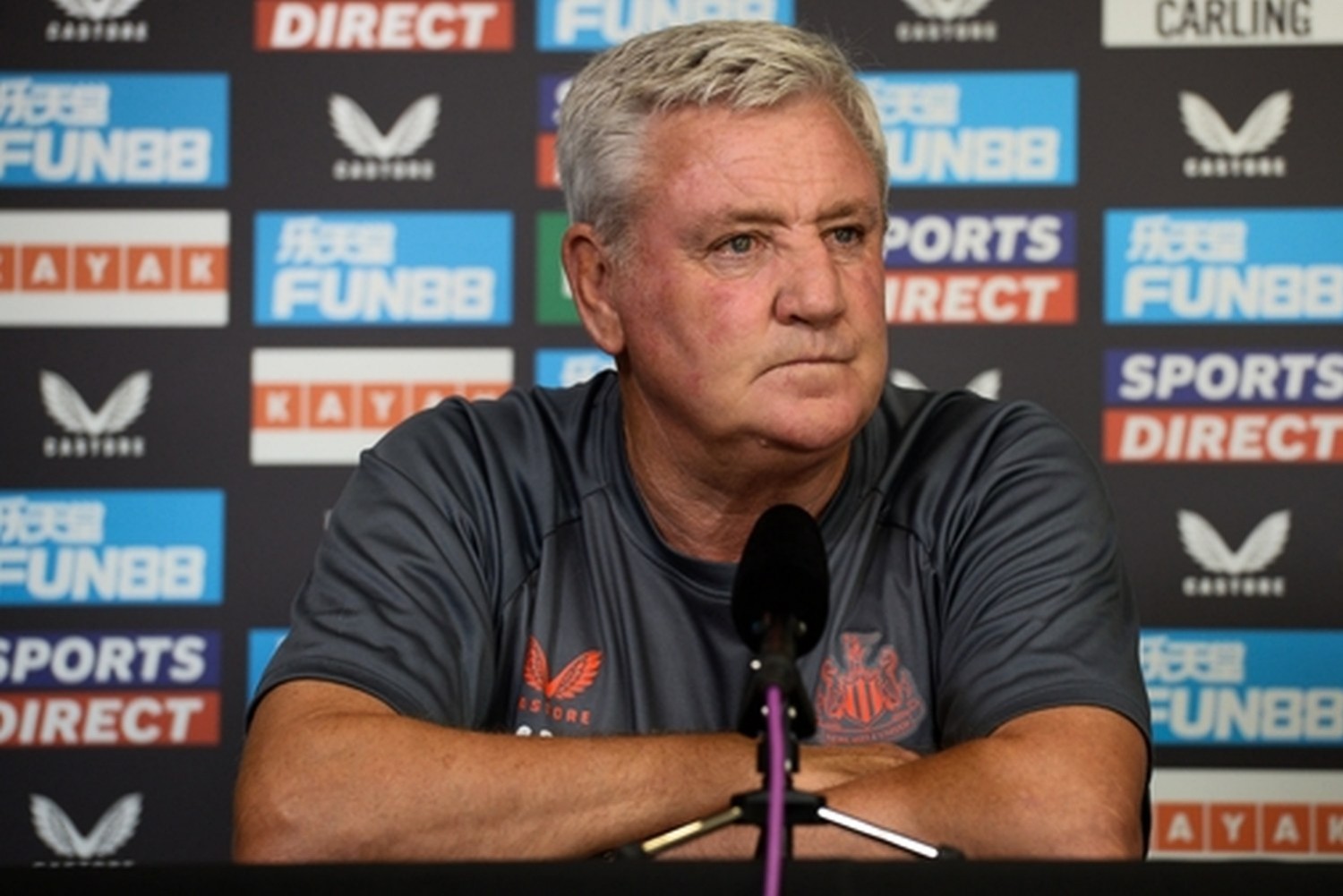 Newcastle United. Steve Bruce o informacjach na swój temat: Mam nadzieję, że dostaniecie klapsy od szefów