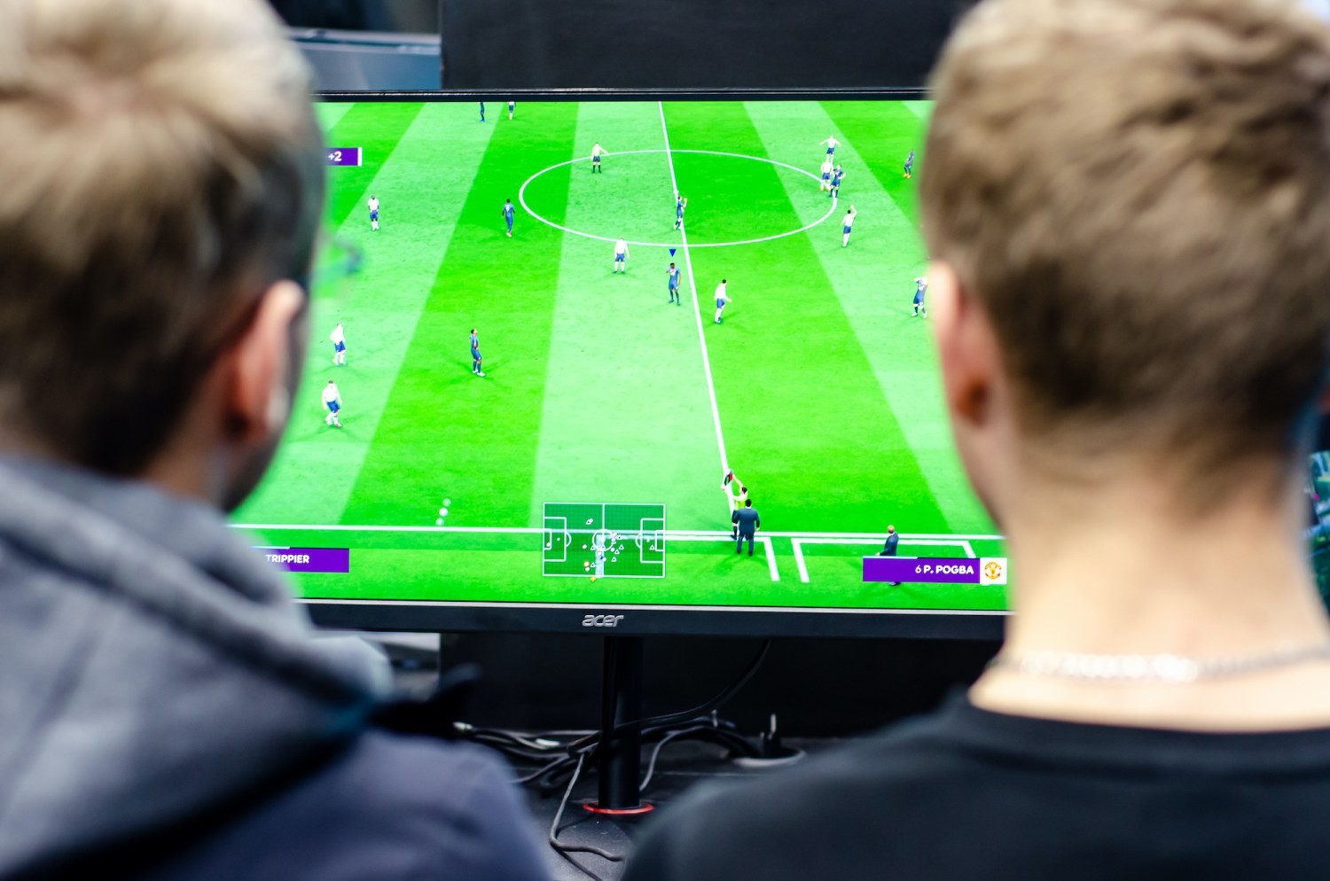 Komputer do FIFA 22 czy może laptop? Wybieramy optymalny sprzęt