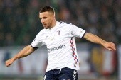 Lukas Podolski ZDJĄŁ PAJĘCZYNĘ. Cudowne trafienie byłego reprezentanta Niemiec [WIDEO]