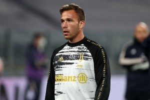 Arthur Melo ponownie traci czas w Juventusie. Zimą spróbuje sił w nowej lidze?