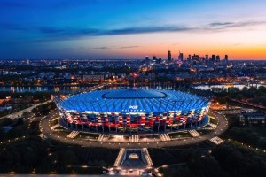 Tyle trzeba zapłacić za przekąski i napoje na Stadionie Narodowym. „Golą frajerów” [FOTO]