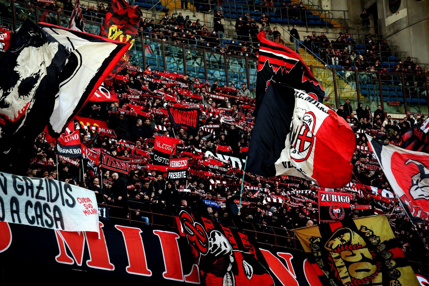 AC Milan rezygnuje z transferu Svena Botmana. Rzuca wyzwanie Interowi Mediolan w walce o defensora