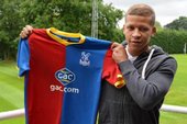 Swego czasu doprowadził Luisa Suáreza i cały Liverpool do płaczu [WIDEO]. Dwight Gayle kończy karierę [OFICJALNIE]