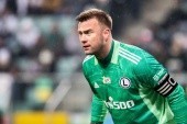 Legia Warszawa finalizuje transfer następcy Artura Boruca. Interesujący zapis w umowie