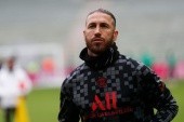Achraf Hakimi komentuje brak powołania Sergio Ramosa na Mistrzostwa Świata. Wymowny wpis defensora PSG
