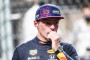 Max Verstappen śmieje się z ruchu Lewisa Hamiltona. „On przypadkiem nie kibicował Arsenalowi?”