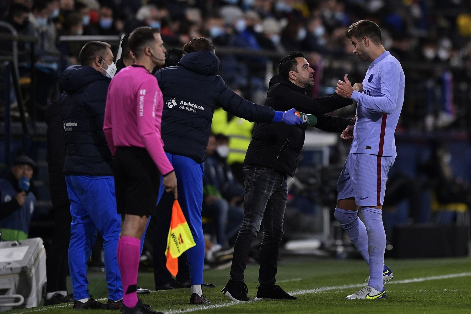 Xavi nie chce Gerarda Piqué w Barcelonie