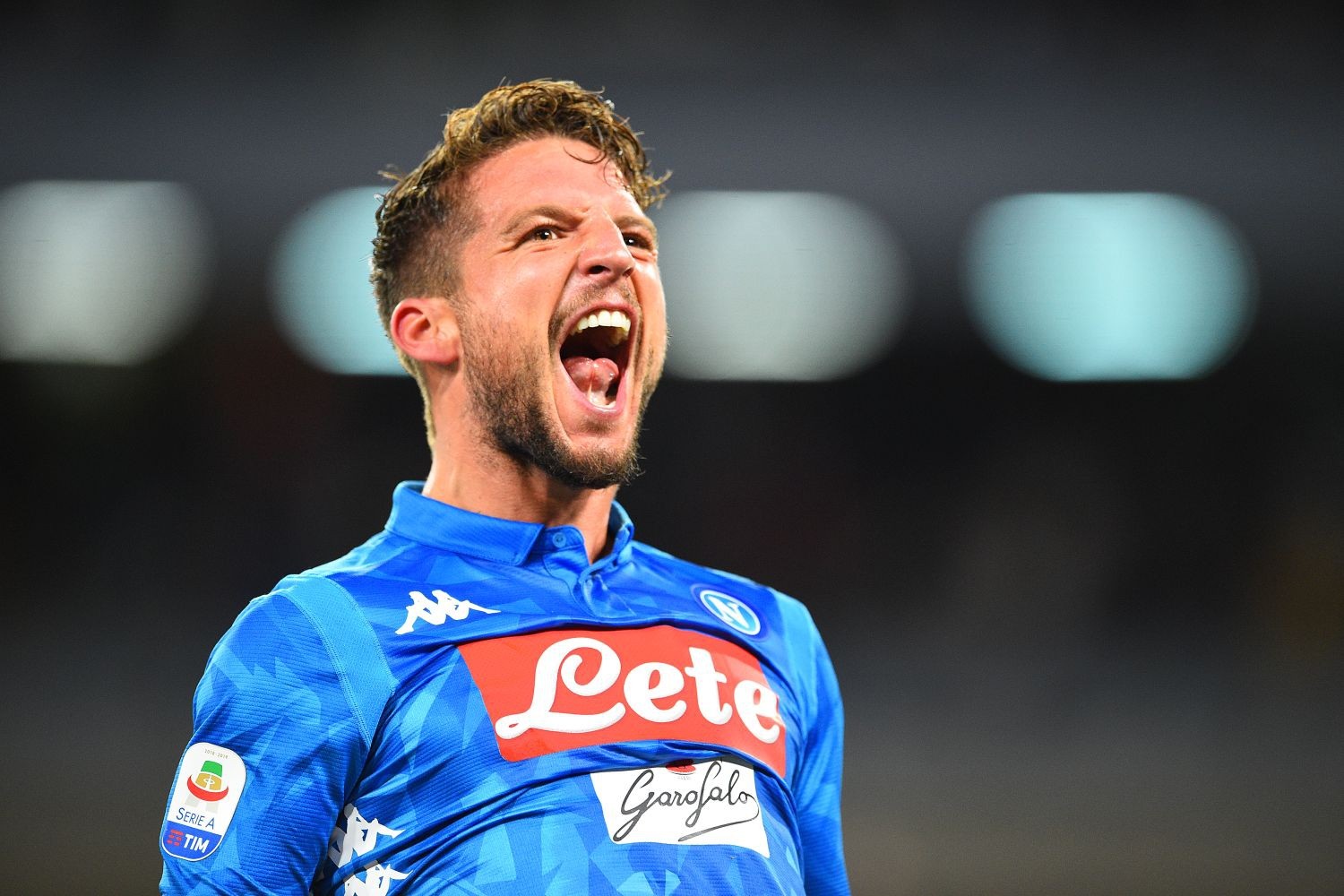 Dries Mertens z wyjściem awaryjnym