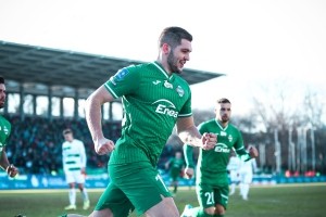 Karol Angielski zaprzeczył. Ten klub z Ekstraklasy nie kontaktował się z nim