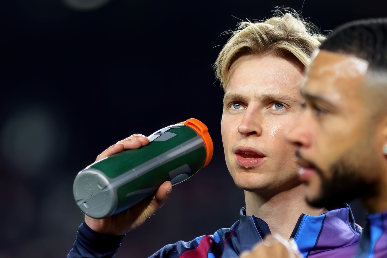 Frenkie de Jong jest rozczarowany FC Barceloną, ten wywiad rozgrzeje kibiców. „Kiedy podpisywałem kontrakt wyobrażałem sobie coś innego”