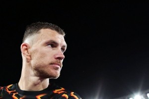 Edin Džeko: Chcę, żeby kibic mi pomógł, a nie buczał za każdym razem, gdy tracę piłkę