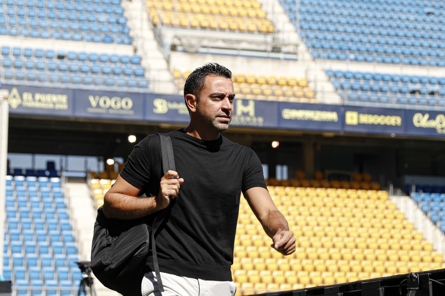 Xavi przed meczem FC Barcelony o pozostanie w Lidze Mistrzów: Bardzo chciałbym samemu zagrać w tym spotkaniu