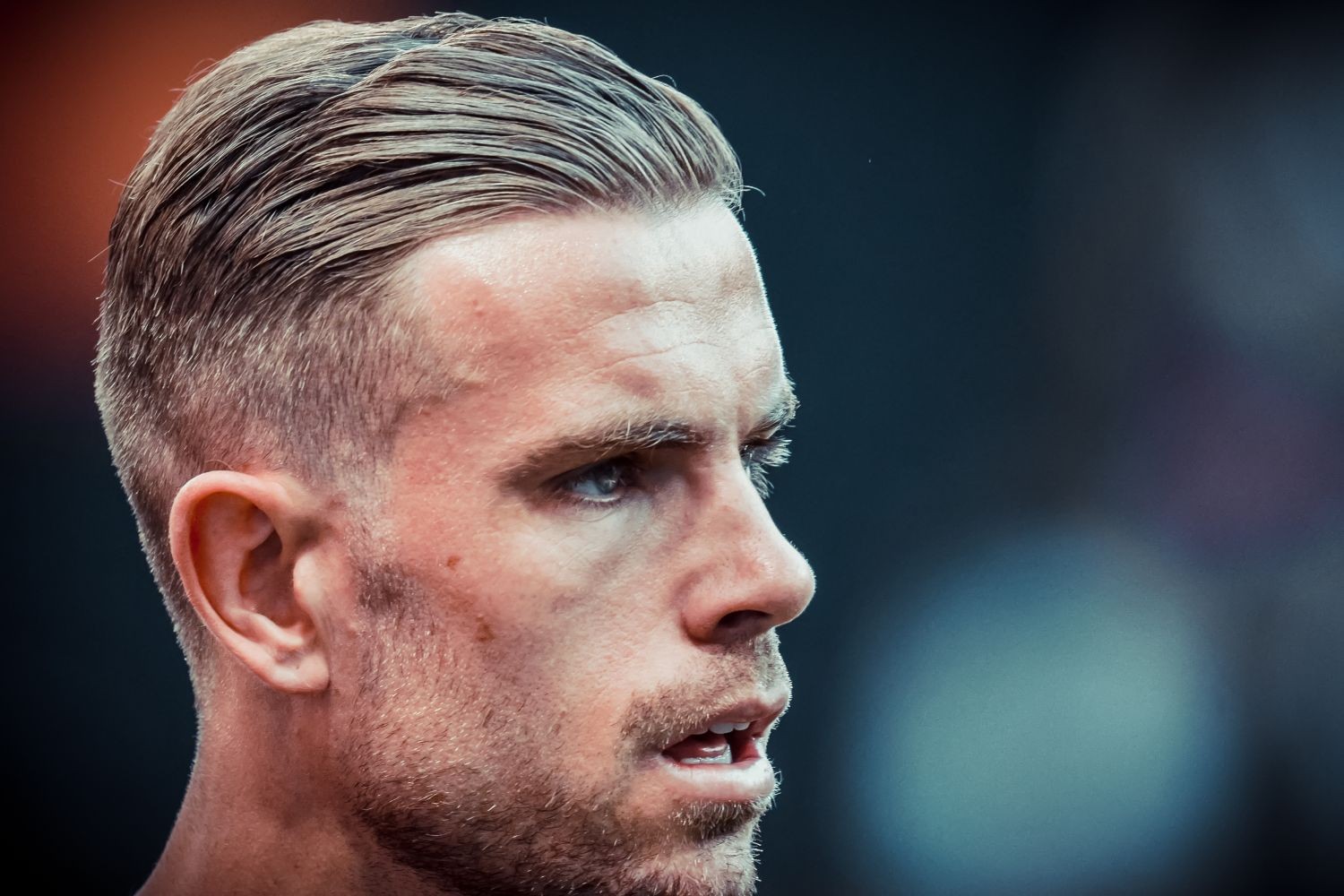 Jordan Henderson z poważnym oskarżeniami. Kapitan Liverpoolu posądzony o obrażenie rywala na tle rasistowskim