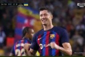 Robert Lewandowski znowu zachwyca. Dublet Polaka do przerwy, a FC Barcelona gromi Villarreal [WIDEO]