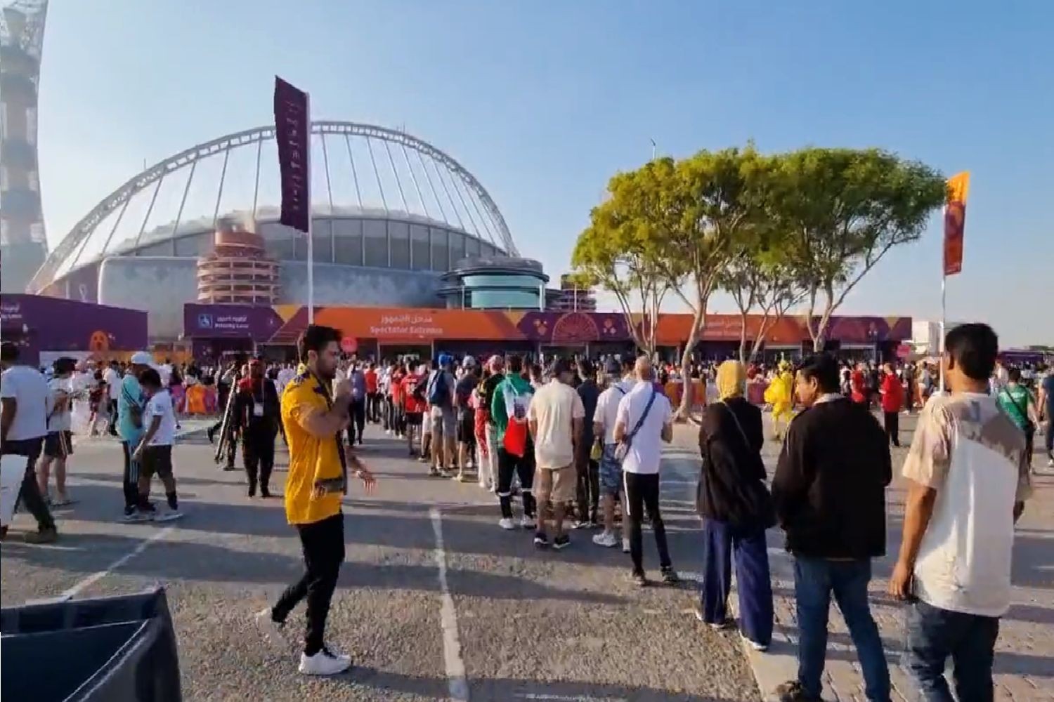 Blamaż organizacyjny FIFA. Kibice nie mogli wejść na stadion 