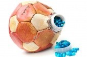 Mistrzostwa Świata: Piłkarze przyjmują niepokojące ilości środków przeciwbólowych. Jeden z nich zostanie zakazany
