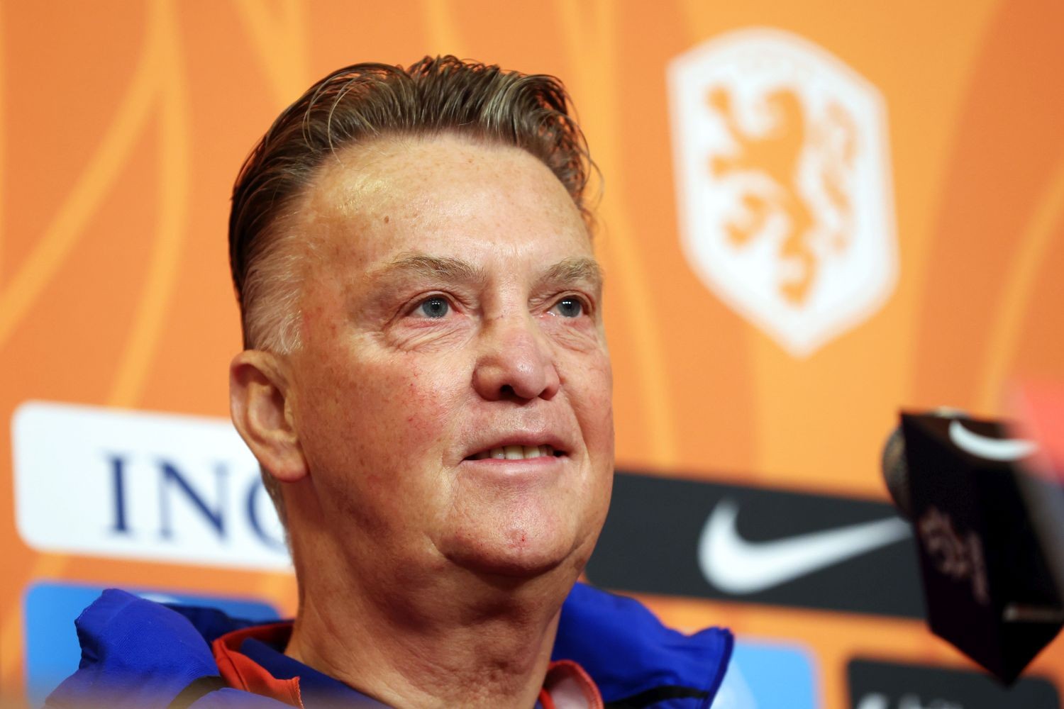 Louis van Gaal: Jestem na emeryturze, ale jeśli zadzwonią...