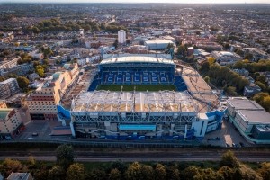 Chelsea na cenzurowanym przez Raheema Sterlinga i Axela Disasiego