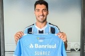 Luis Suárez nie zmieni klubu do końca roku