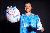 OFICJALNIE: Ajax Amsterdam wreszcie zabezpiecza pozycję bramkarza. Transfer mistrza świata!