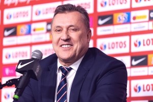 „Trwała zabawa z mediami”. Zaskakujące informacje na temat poszukiwań nowego selekcjonera reprezentacji Polski