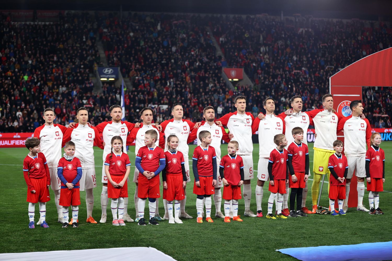 UEFA wybrała sędziego meczu Albania - Polska. „Lepiej z nim nie dyskutować” [OFICJALNIE]