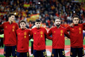 Szatnia reprezentacji Hiszpanii zaskoczona skreśleniem piłkarza. Niektórzy są w szoku
