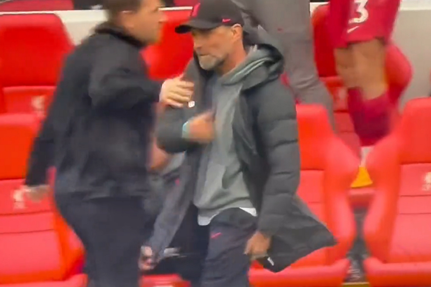 Jürgen Klopp tak się cieszył, że nabawił się urazu [WIDEO]