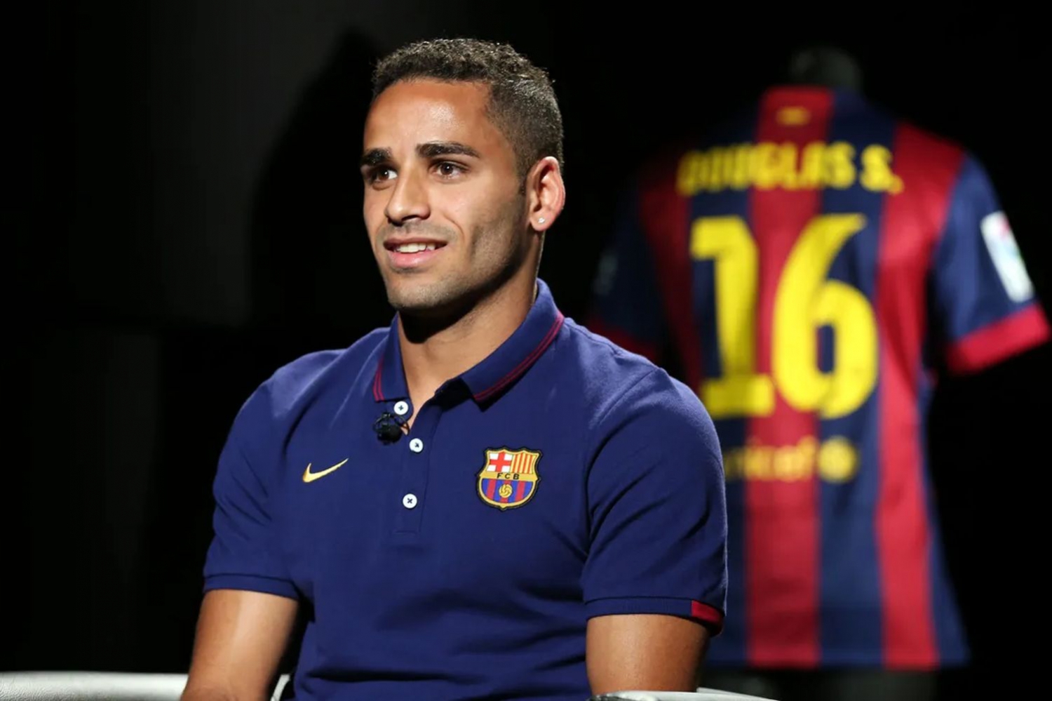 Douglas, były piłkarz FC Barcelony, odpowie przed sądem. Strzelał z broni na publicznym parkingu...