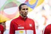Kamil Grabara wyląduje w Serie A?! Rywalizuje z objawieniem ostatniego mundialu