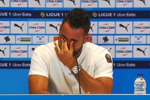 Dimitri Payet na wylocie z klubu. Zamiast podporą stał się przeszkodą