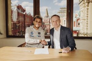 Dinamo Moskwa wykorzystało pieniądze z transferu Sebastiana Szymańskiego [OFICJALNIE]