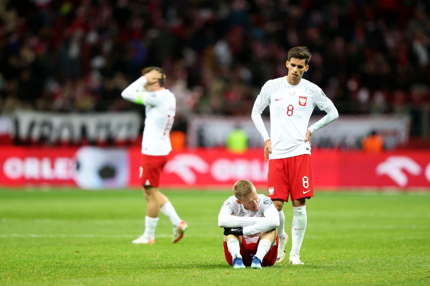 Filip Marchwiński w tarapatach. Brutalne zderzenie z wielką piłką