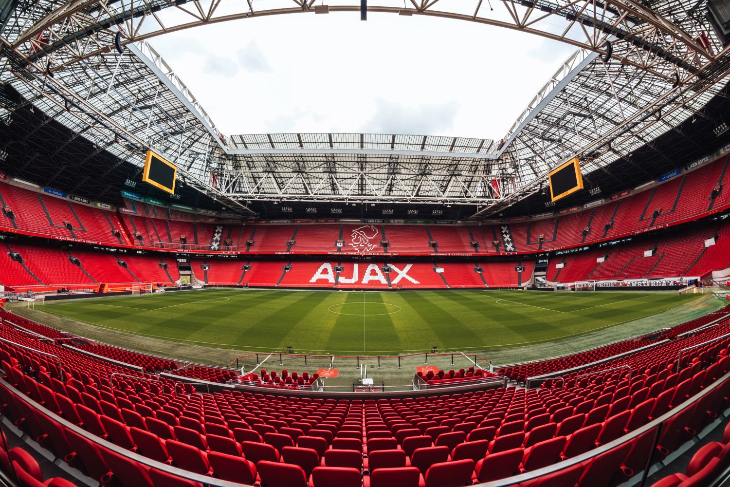 Ajax Amsterdam porozumiał się z nowym trenerem. Pozostał ostatni krok