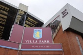 Aston Villa nęka angielski klub w sprawie pozyskania uniwersalnego piłkarza. TRZECIA oferta odrzucona