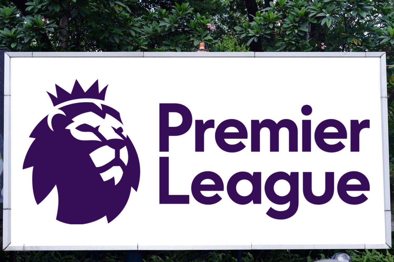 Kluby z Premier League zagrożone karną degradacją po... zakończeniu sezonu