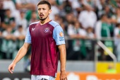 Clément Lenglet na celowniku następnego klubu. FC Barcelona w kłopotliwym położeniu