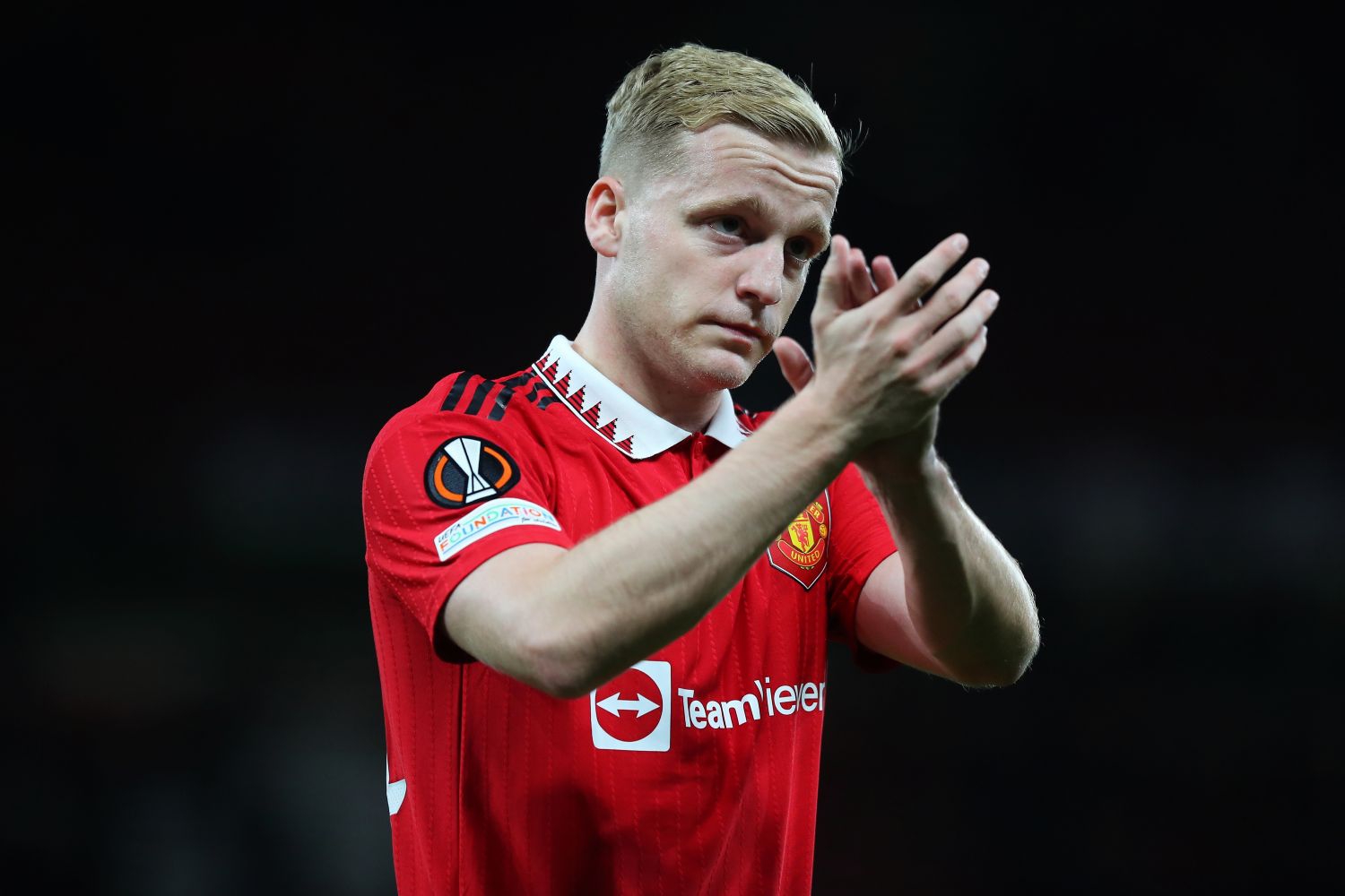 Donny van de Beek opuści Manchester United. Padło „here we go”