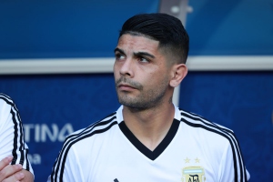 OFICJALNIE: Éver Banega wolnym zawodnikiem