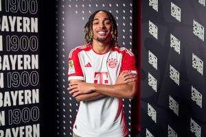 Sacha Boey podjął decyzję. Bayern Monachium ma jasność w sprawie przyszłość defensora