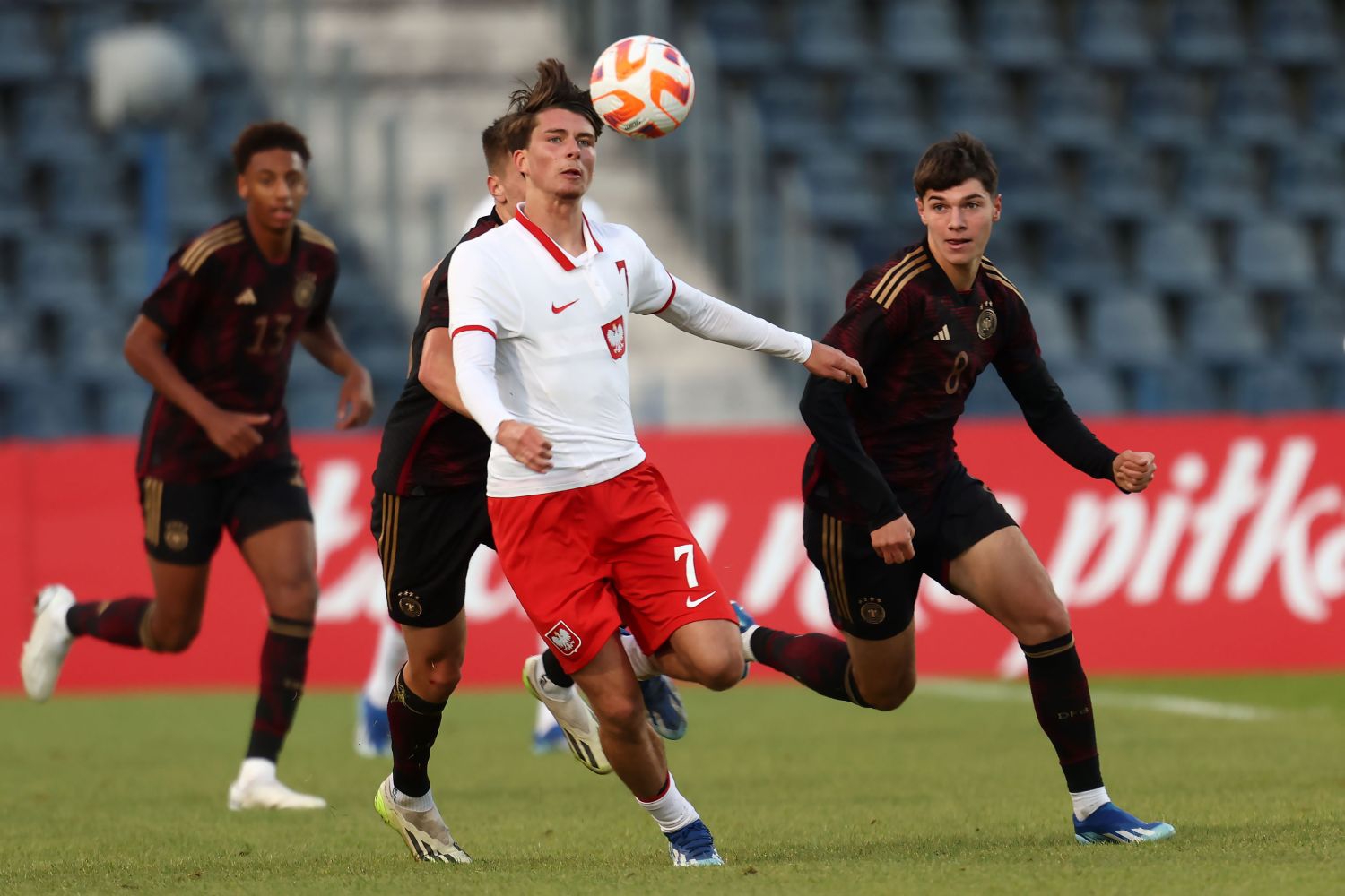 FC Barcelona sensacyjnie wyeliminowana z UEFA Youth League. Przyczynił się do tego juniorski reprezentant Polski