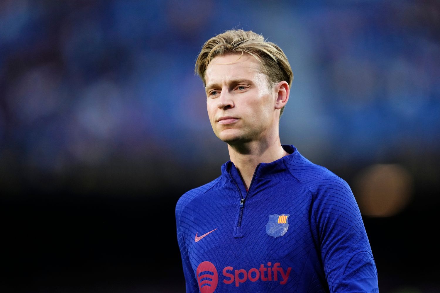 Agent Frenkie'ego de Jonga wysłany na rekonesans. Głośny transfer na radarze