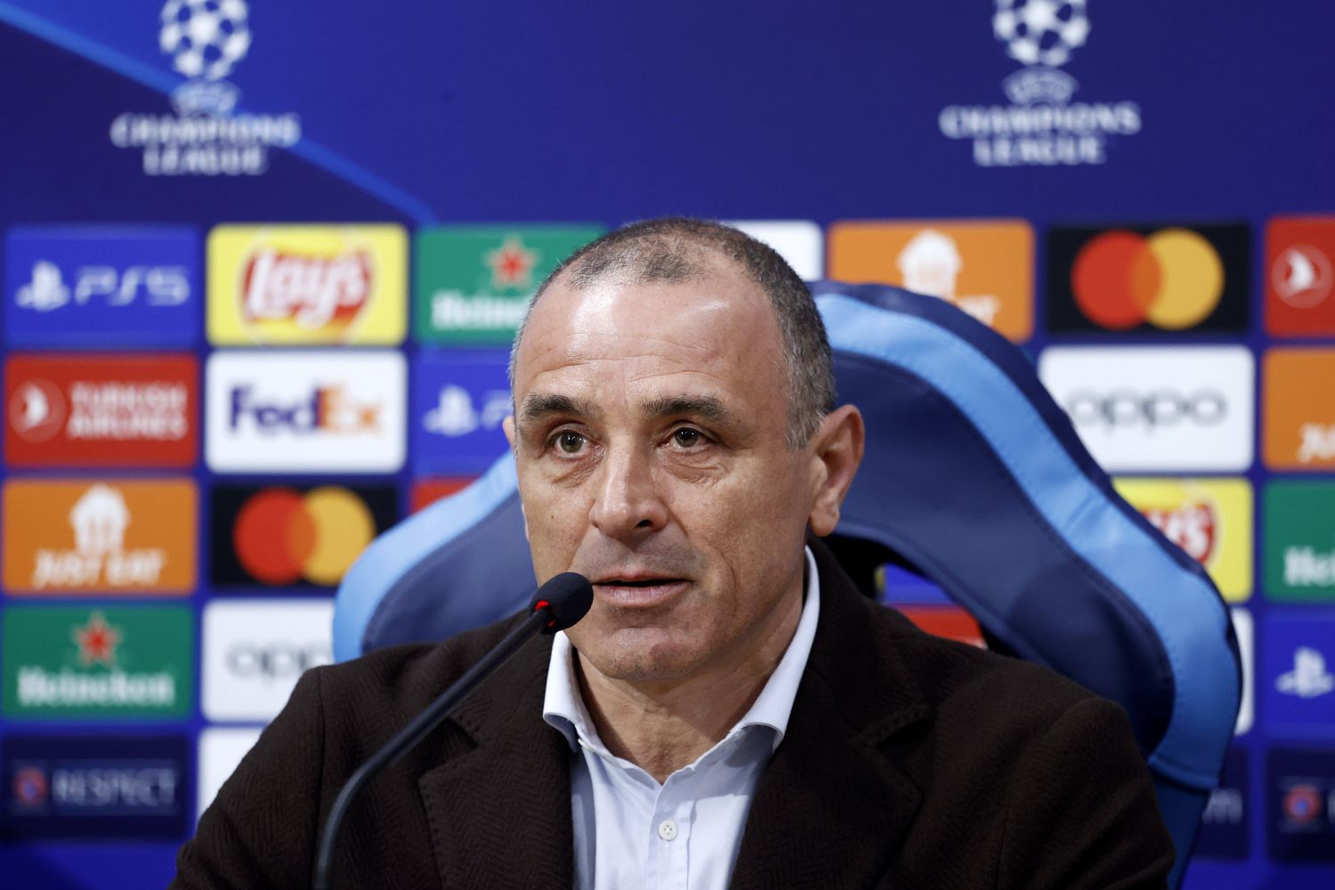 Nowy trener Napoli zapowiada „reset” przed meczem z FC Barceloną. „Nie potrzebujemy słów, tylko czynów”